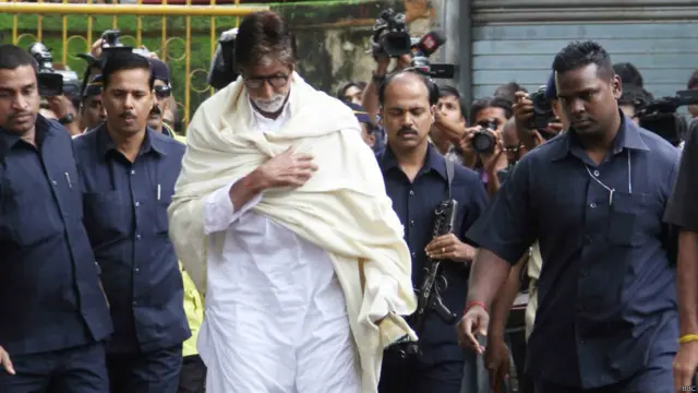 अमिताभ बच्चन