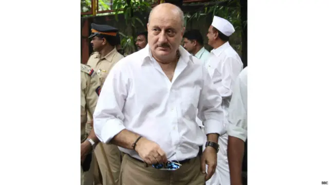 अनुपम खेर