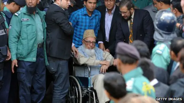 गुलाम आजम और उनके समर्थक