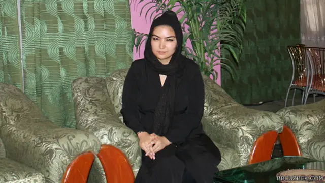 آسیا آی جمال دوستم، دختر دوم ژنرال دوستم در رشته روان شناسی کودک در ترکیه درس خوانده است