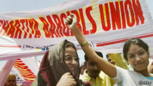 मुंबई की एक बार डांसर