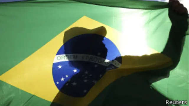 Analista diz acreditar em um novo protagonismo surgindo dos protestos brasileiros