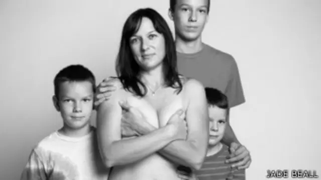 जेड मातृत्व के पहलू को सबके साथ बाँटना चाहती थीं