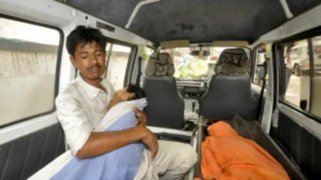 درجنوں بچوں کو انتہائی نازک حالت میں ہسپتالوں میں داخل کرایا گیا ہے