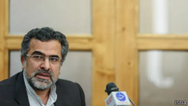 جواد شمقدری، رئیس سازمان سینمایی ایران گفته است که مسئولیت پلمپ خانه سینما با حراست وزارت ارشاد بوده است