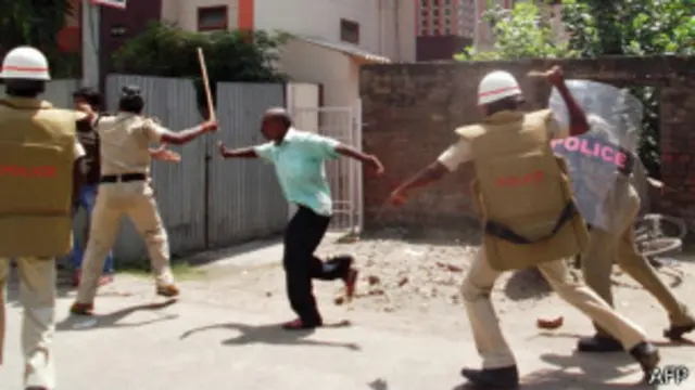 घटना के बाद स्थानीय लोगों में भारी रोष है