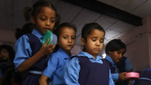 दक्षिण भारतीय राज्यों में क़ामयाब है मिड डे मील परियोजना