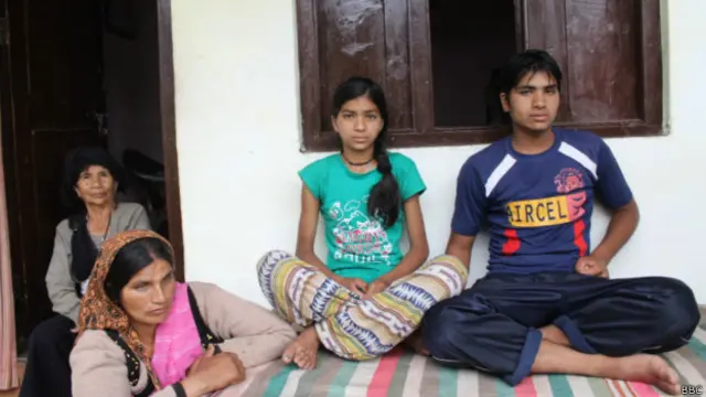 उत्तराखंड बाढ़ पीड़ित रजनीश अवस्थी का परिवार