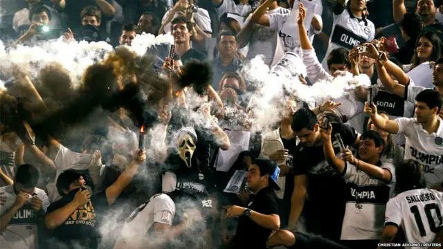 पैरागुए और ब्राज़ील के फुटबॉल क्लबों के बीच फ़ुटबॉल मैच