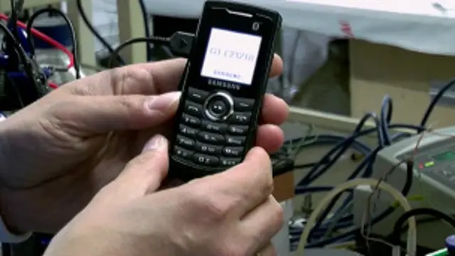 Meio litro de urina gera energia o suficiente para realizar telefonema de seis minutos