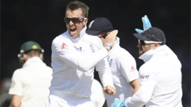  سوان دغه پرېکړه خورا په بېړه کړې.
مایکل وان