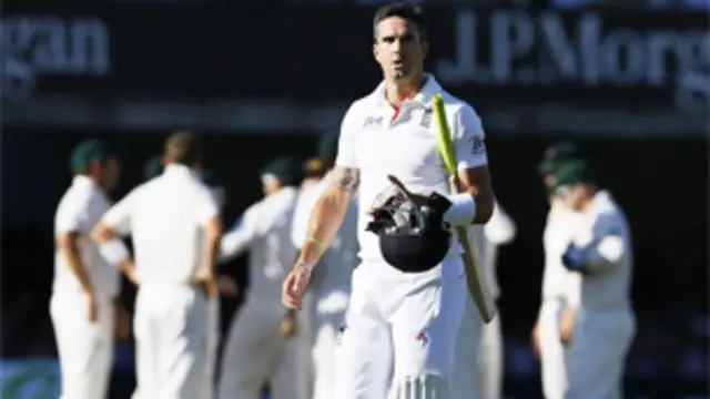 پیٹرسن نے 104 ٹیسٹ میچوں میں 47 رنز کی اوسط سے 8181 رنز بنا رکھے ہیں