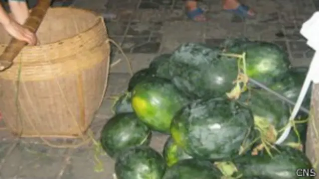 鄧正加售賣的西瓜