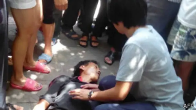 بائع الفاكهة الصيني دنغ تشنغ جيا. 