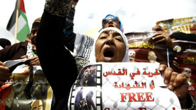آزادی زندانیان یکی از خواسته های اصلی فلسطینیان است