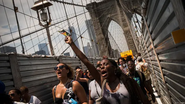 Manifestaciones en más de 100 ciudades de EE.UU. por Trayvon Martin