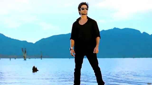 फटा पोस्टर निकला हीरो