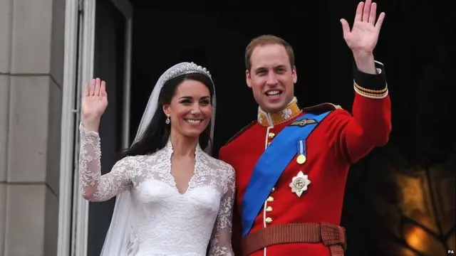 剑桥公爵夫妇在2011年四月结婚。自那以后，他们一起参加过众多的公共活动，包括出访美国、加拿大和东南亚。但英国王室宣布凯特怀孕的消息才真正引发全球的兴奋。 