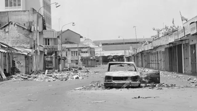 කලු ජූලිය දා කොටුව දුම්රිය පොලේ දර්ශණයක්