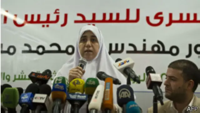 اسامه و شیما مرسی در کنفرانس خبری در قاهره