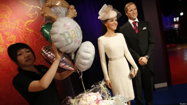 У відділенні Музею мадам Тюссо в Токіо експозицію з нагоди народження принца трохи оновили.