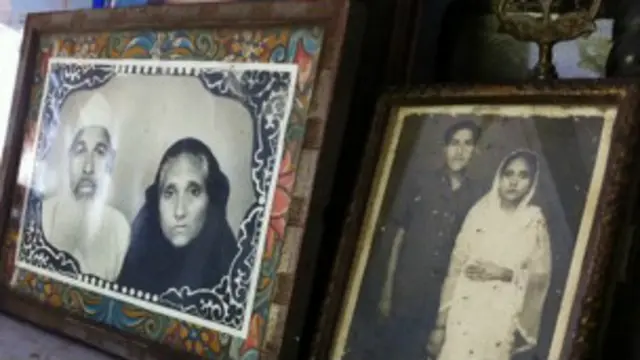 Foto Quadri dan almarhumah istrinya, Tajammuli Begum.