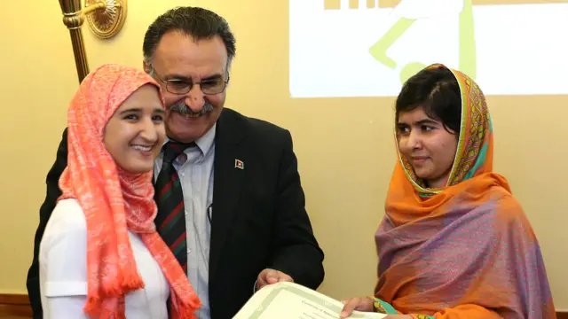 मलाला और अफगान राजदूत.