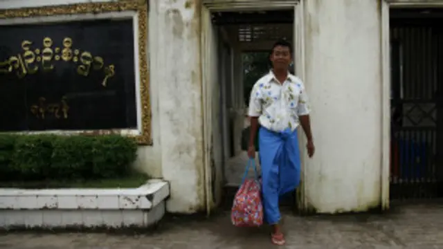 နောက်ထပ် နိုင်ငံရေး အကျဉ်းသား ၁၀၀ နီးပါး အကျဉ်းထောင် တွေထဲမှာ ကျန်ရှိနေသေး