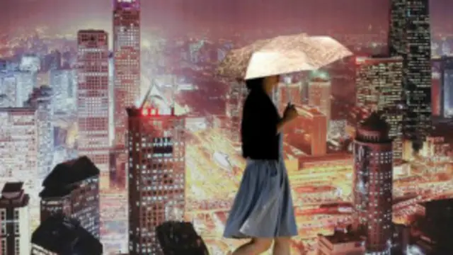 چین میں مہنگی سرکاری عمارتوں کی تعمیر پر عوام میں غصہ پایا جاتا ہے