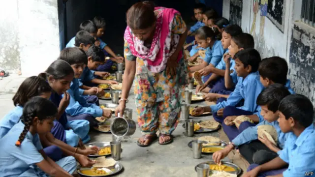 मिड डे मील 