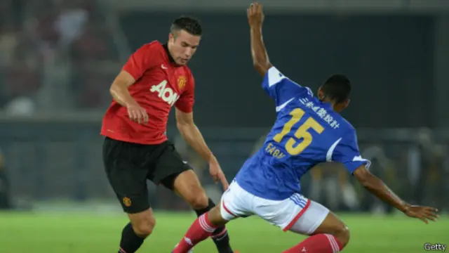 robin van persie, yokohama