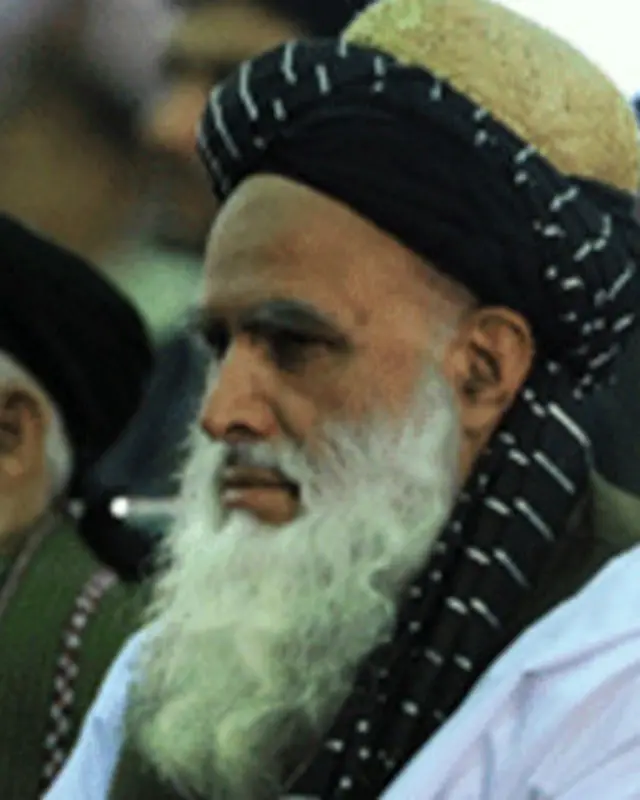 سیاف:امروز به این ملک دلم می‌سوزد که افرادی مثل من فقیر و ضعیف برای ریاست جمهوری اش کاندید می‌کند