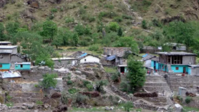 हिमालय की केदार घाटी में जो जल प्रलय आया उसमें करीब 6000 लोग मारे गये