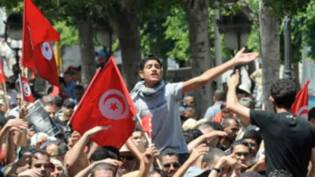 الغنوشي يقول إن "تونس لن تحذو حذو السيناريو المصري"