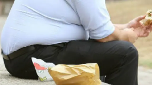 په برتانيا کې د بالغو کسانو څلورمه برخه چاغ ګڼل شوې دي