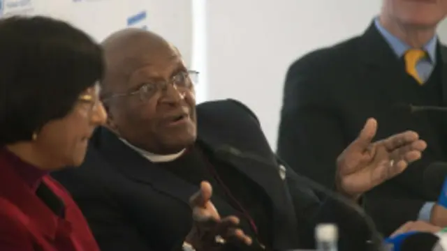 بشپ ٹو ٹو نے ہم جنسیت کی مخالفت کو نسلی تعصب کے برابر قرار دیا