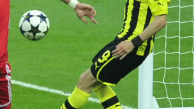 هندي لوبډلې شپږ ګولونه وکړل او یوازې یو ګول پرې وشو. 