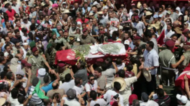 جنازة محمد البراهمي السياسي المعارض