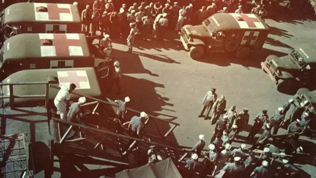 इंडियानापोलिस के बचाए गए नाविक