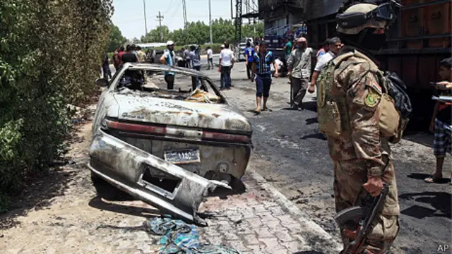 تنها در ماه جاری میلادی بیش از ۷۰۰ نفر در نتیجه بمب گذاری در نقاط مختلف عراق کشته شدند