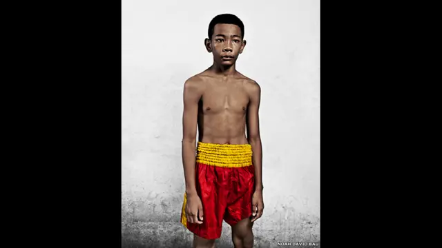 म्वे थाई बॉक्सर, नोअ डेविड बाउ