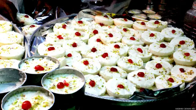 Kue Sandal