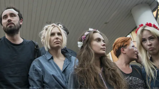 Активістки Femen