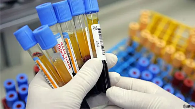 Exame de sangue (arquivo/Getty)