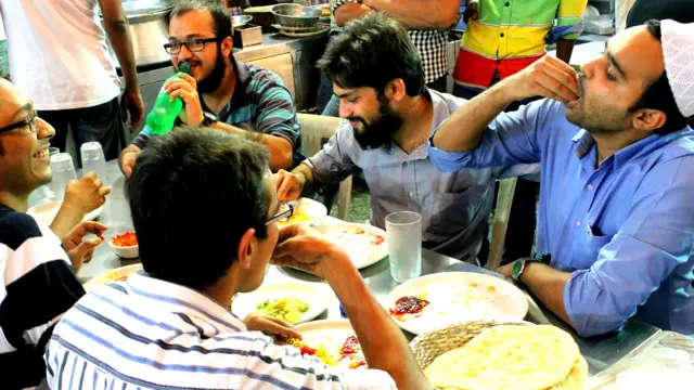 मोहम्मद अली रोड