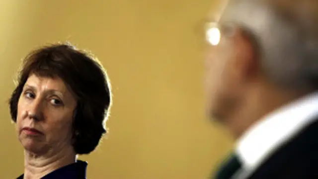 التقت اشتون بمرسي مساء الاثنين لمدة ساعتين