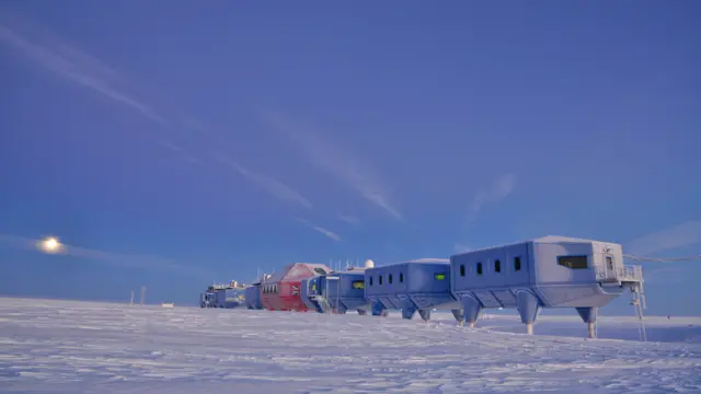 Estación británica Halley V, Foto: A.Dubber, British Antarctic Survey