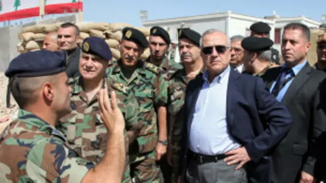 اتخذ قرار التمديد لقهوجي خوفاً من حدوث فراغ عسكري في البلاد