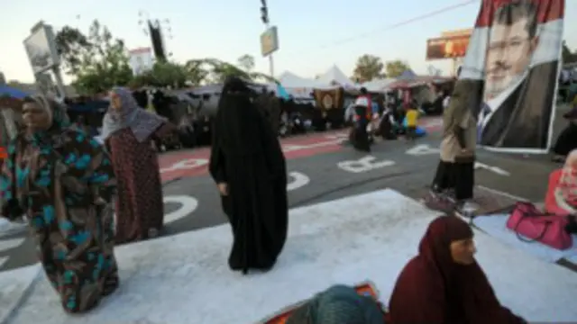 اخوان المسلمين ويلي دوی بله لار نه لري، پرته له دې چې خپلو مظاهرو ته دوام ورکړي