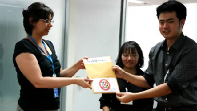 Các blogger Việt Nam và đại diện OHCHR trong cuộc gặp ở Bangkok